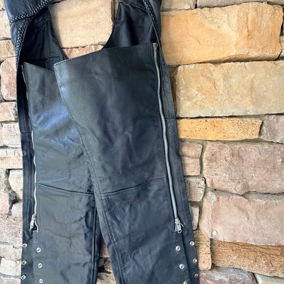 Black Leather side zip/snap motorcycle chaps Women's L Adj. Silver Buckle Waist - Picture 6 of 13